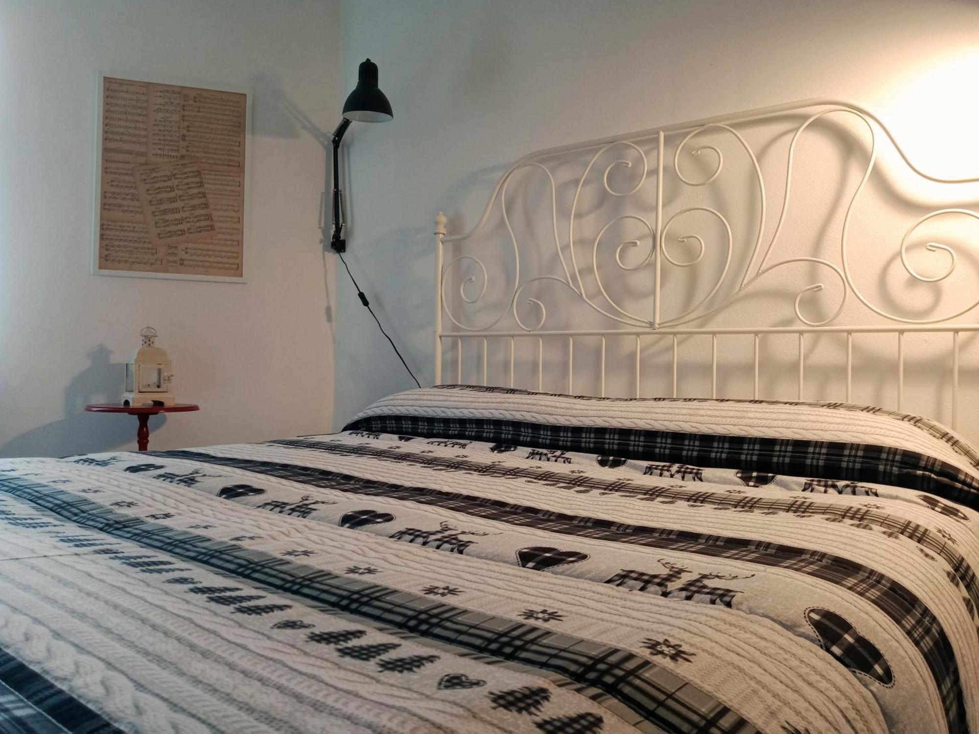 Bed and Breakfast Il Giardino Di Cres Esino Lario Exterior foto